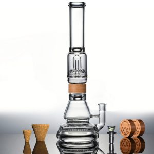 16″ Voyager Bong – Vitae Glass